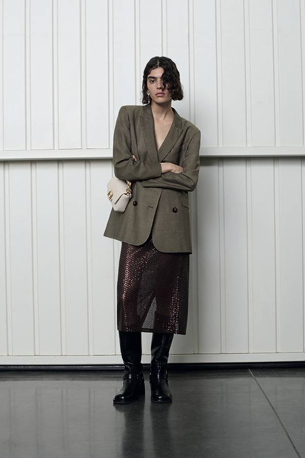 РЕКЛАМНАЯ КАМПАНИЯ КОЛЛЕКЦИИ MARELLA ОСЕНЬ-ЗИМА'25